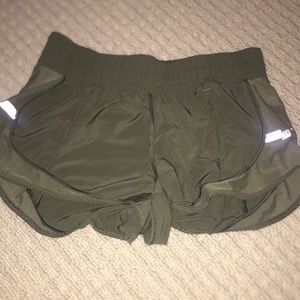Lululemon Hotty hot shorts